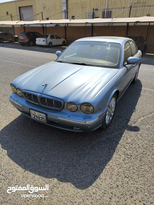 جاكوار XJ6 2005