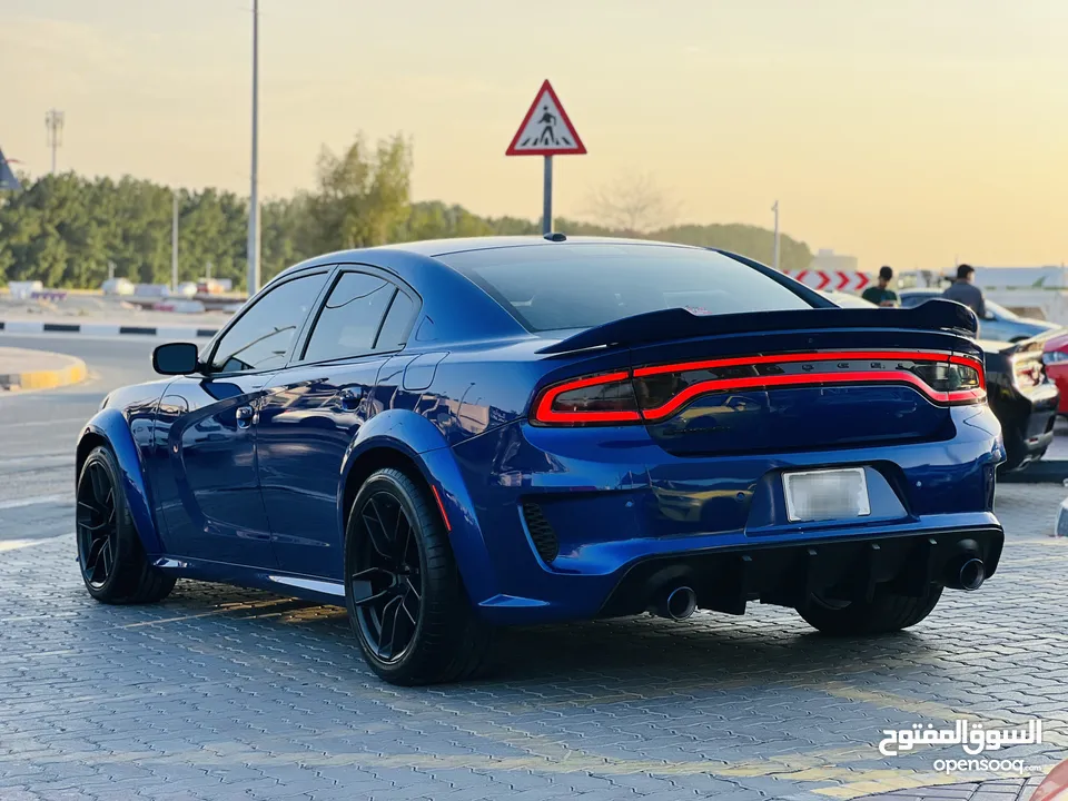 DODGE CHARGER SXT 2020