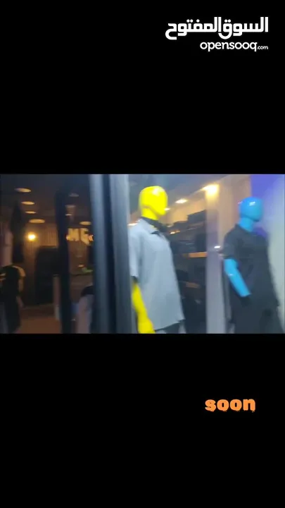 محل ملابس رجالي جاهز مجهز بسعر حرق