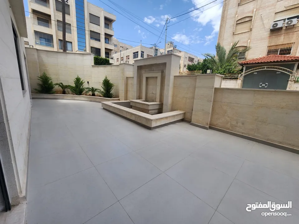 شقة فارغة للبيع بين الدوار الرابع و الخامس - ref : 14609