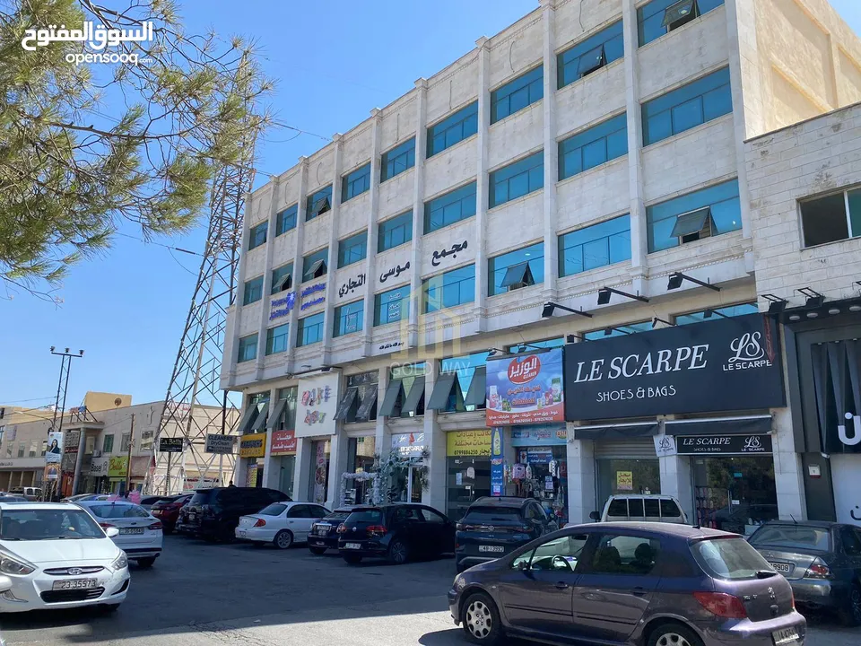 في موقع حيوي ومميز في مرج الحمام مجمع تجاري للبيع مكون من خمس طوابق بسعر مغري/ ref 9027