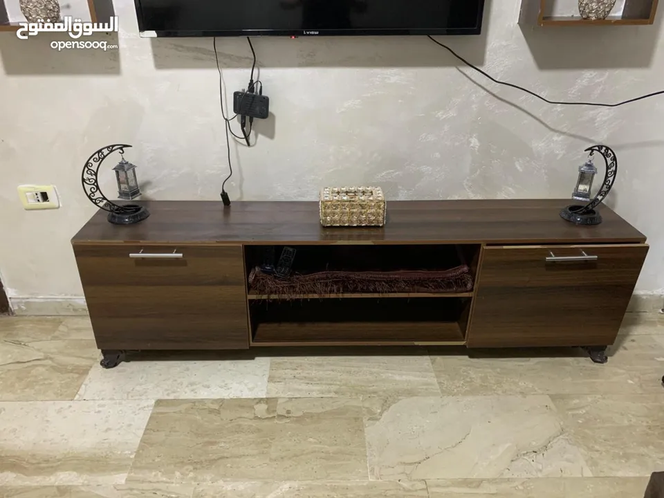 عفش بيت كامل للبيع بداعي السفر ، مستعمل بحالة الجديد ، بحالة ممتازة