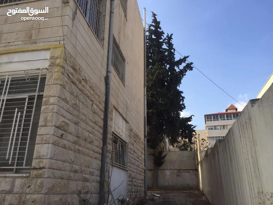 عمارة كاملة للإيجار في منطقة الشميساني (اللويبدة الغربي)