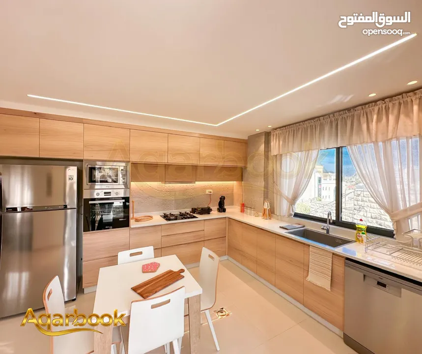 شقة فخمة مفروشة للايجار في عين مصباح