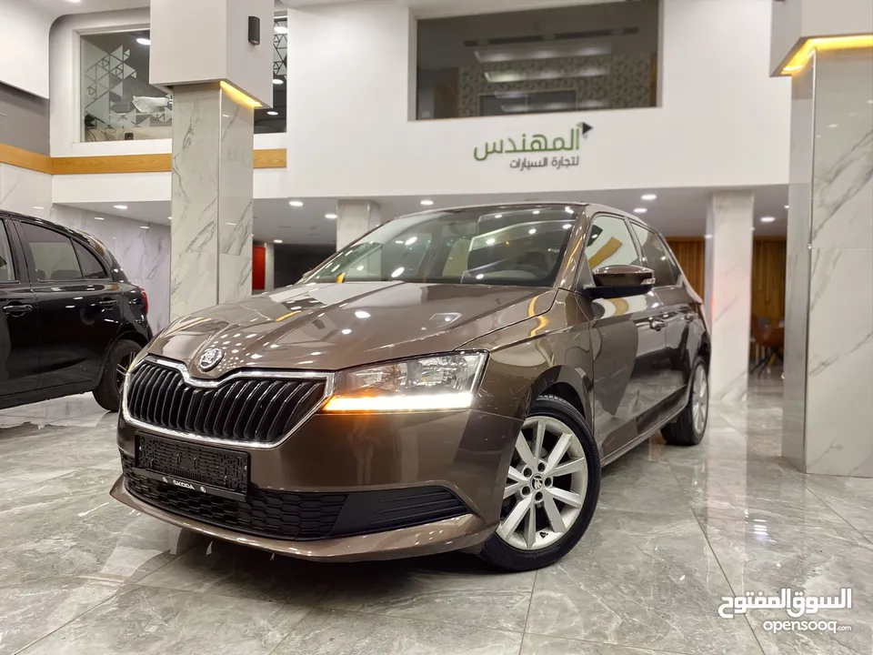 سكودا فابيا اوتوماتيك باللون البني المميز  2020 ترخيص 2019