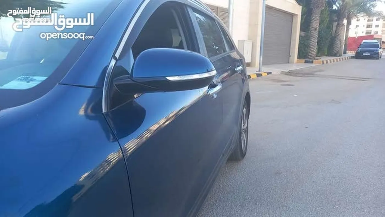 كيا نيرو لون كحلي فحص 2 جيد بسعر مغري قابل للبدل