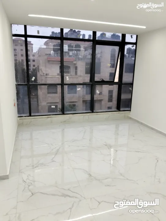 مكتب جاهز للايجار