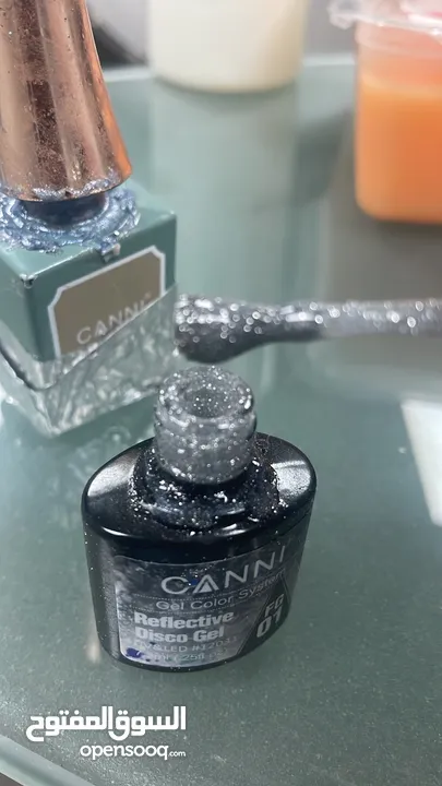 الوان جل كلر  احجام والوان وانواع مختلف البيع  للمجموعه كل خمس قطع عليهم هدية