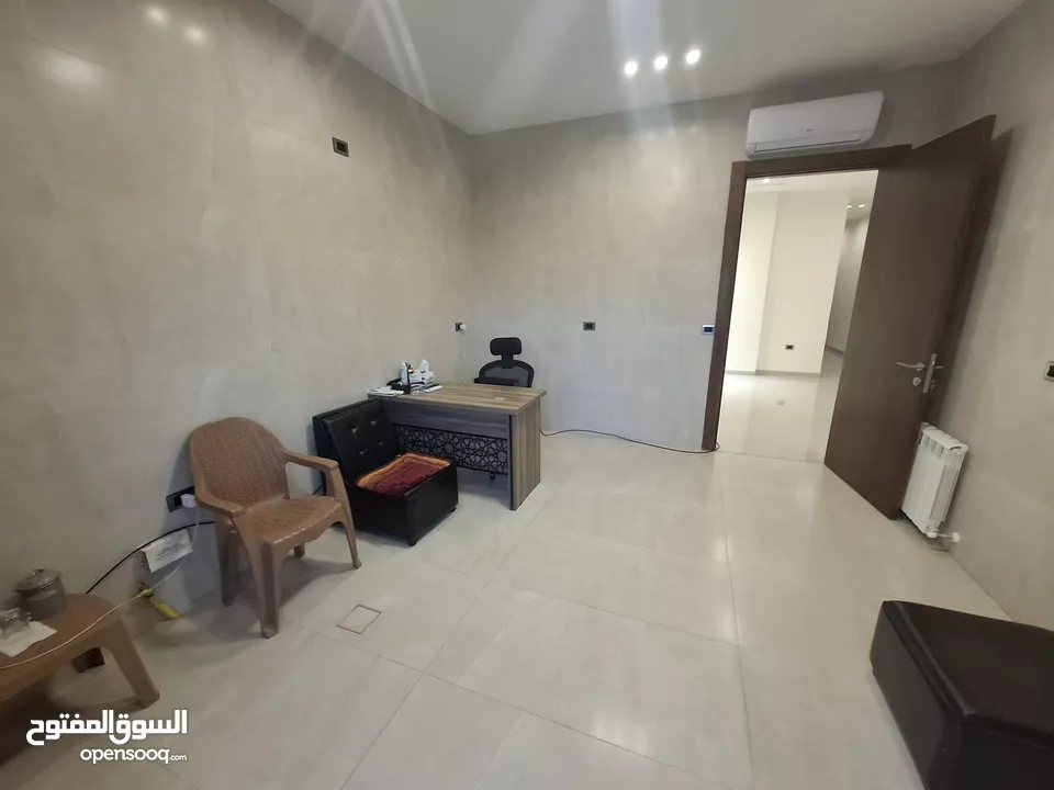 Unfurnished apartment for sale  ( Property 42548 )-174787298