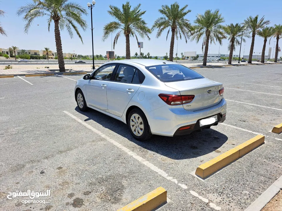 Kia Rio 2018 (Silver)