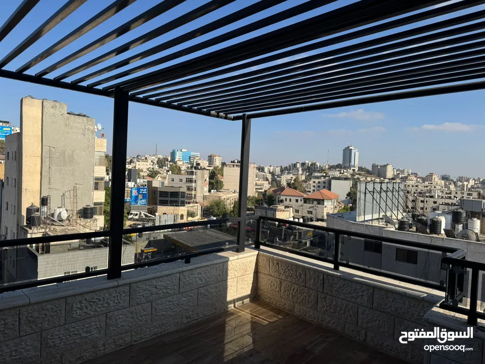 ستوديو بحالة ممتازه مع المالك مباشرة