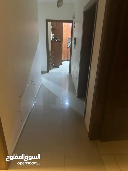 شقة ارضية للبيع في خلدا .