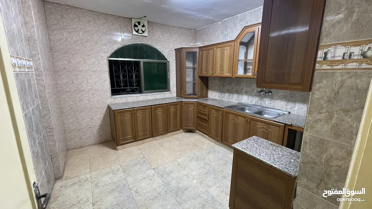 شقة للبيع في محافظة العقبة (منطقة العاشرة)