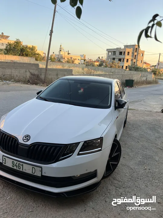 SKODA OKTAVIA 2018