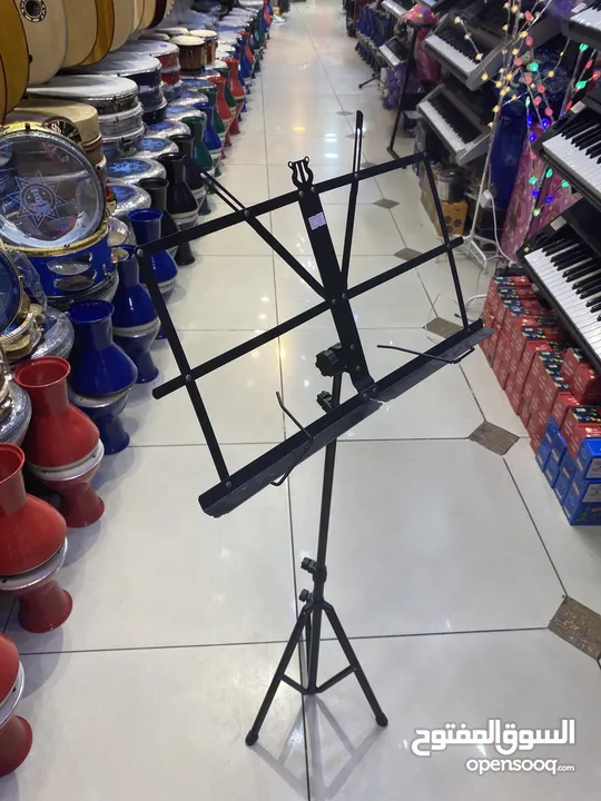 ستاند نوتة معدن