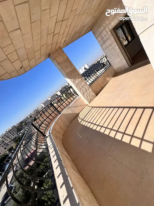 شقة فاخرة للإيجار