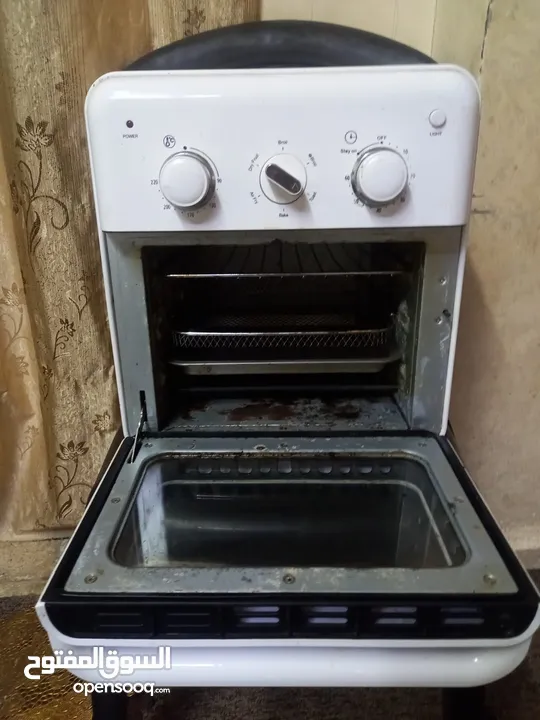 قلاية هوائيه وشوايه وطنجرة كهربائيه بس،