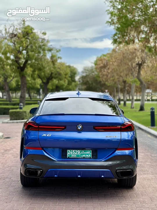 BMW X6 M40 لون مميز