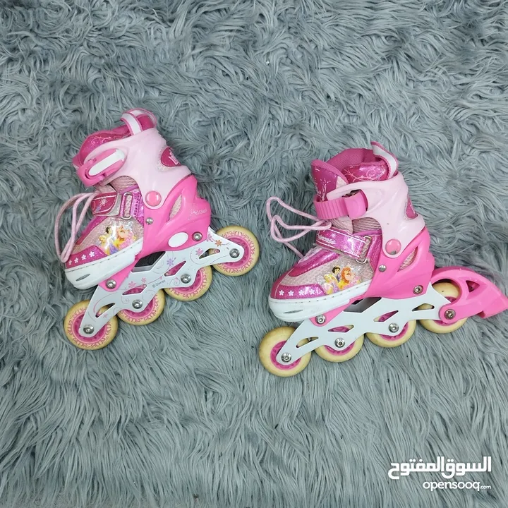 أكسسوارات وخوذ للبيع