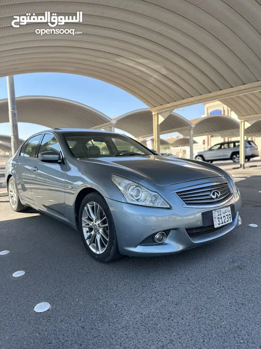 Infiniti G25 2012 Excellent Condition Full Option (بحاله ممتاز أو نضيف سياره)