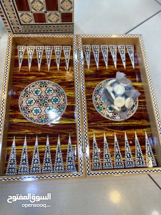 طاولة زهر صدف خشب زان