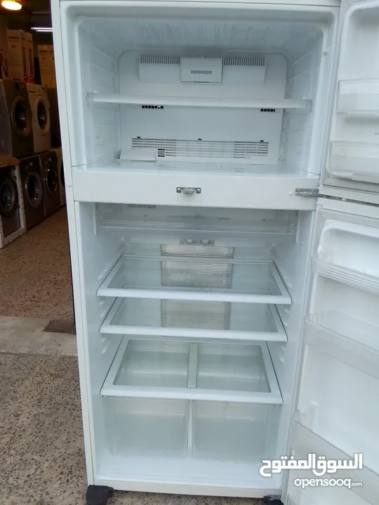 ثلاجة شارب 600لتر