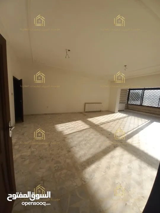 شقة ارضية من فيلا مع ترسات خلدا