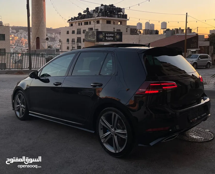 Golf R Line 2018