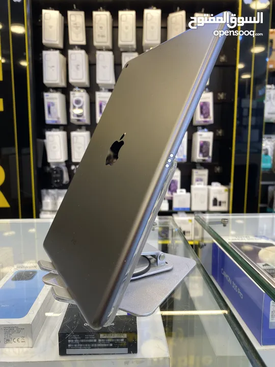 ايباد الجيل التاسع 64GB iPad 9 مستعمل بحالة لوكالة 100%