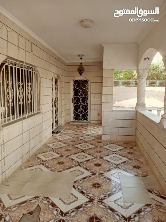 عمارة سكنية للبيع