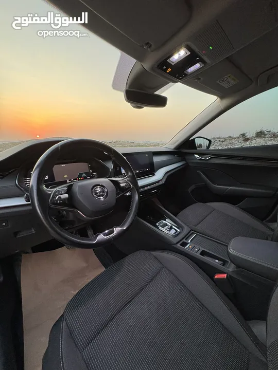 اوكتافيا 2021/20 بالنايلون منمرة من اربع شهور حررق سعرر 95.000 شيكل كاش و نهاائي