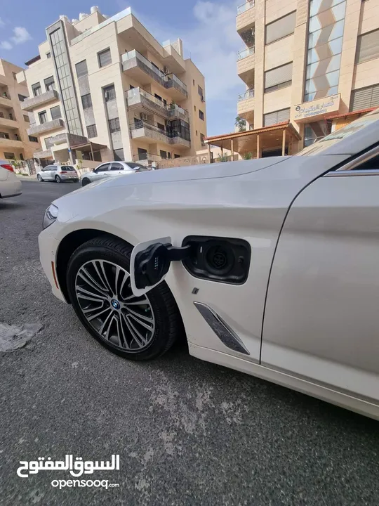 BMW 2018 530E كلين تايتل دهان الوكاله