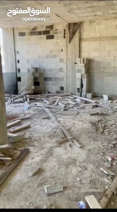 شقة مميزة للبيع غرب قرية تل على الشارع الرئيسي