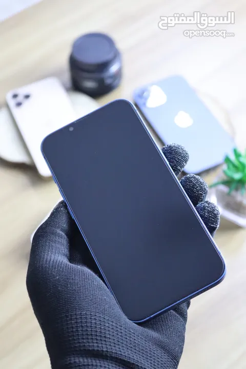 iPhone 11 Pro B:75% iPhone 12 B:92% iPhone 12 Pro B:77% iPhone 13 B:76%