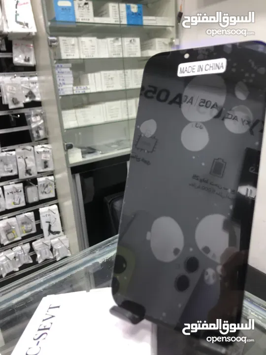 شاشة IPHONE 12 PRO MAX أصلية شركة فكك 100% .  IPHONE 12 PRO MAX ORIGINAL APPLE  LCD
