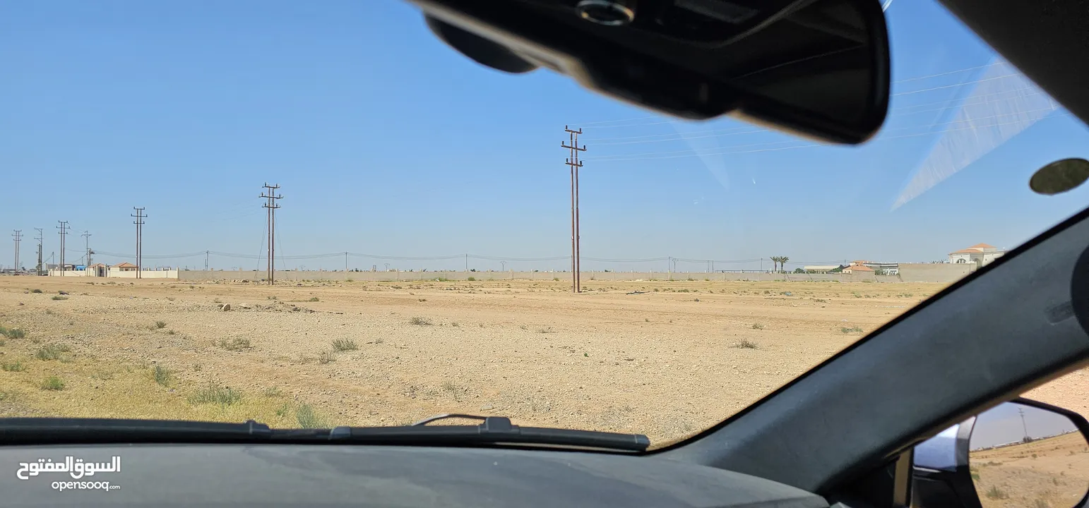 ارض استثمارية للبيع او للأجار