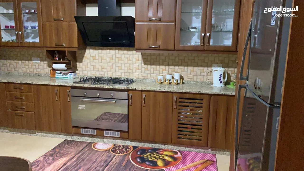 شقة مفروشة للإيجار 250م2 ( Property 14163 )