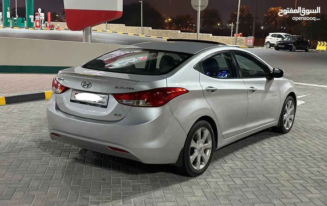 Hyundai elantra 1.8 model 2014 full option sunroof