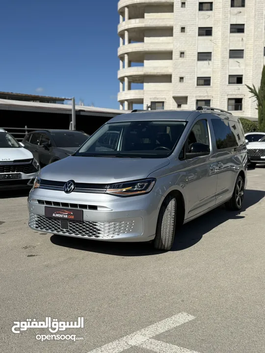 فولكس فاجن كادي طويل ترخيص 2022/ركاب 6+1 محرك 2000 ديزل  جير اوتوماتيك