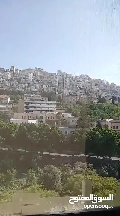 مكتب للبيع بجانب مجمع البساتين/نابلس