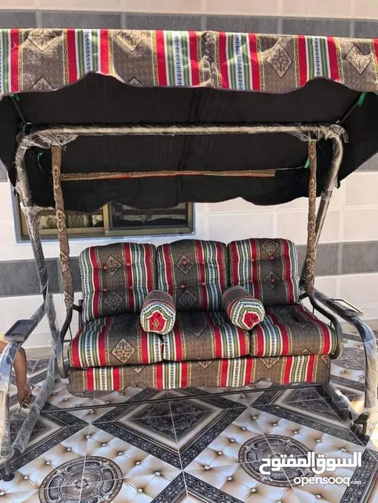مراجيح ثلاثية ورباعيه وثنائيه  واطقم رتان  وكرسي هزاز وكل مستلزمات الحدائق والمزارع والمنازل