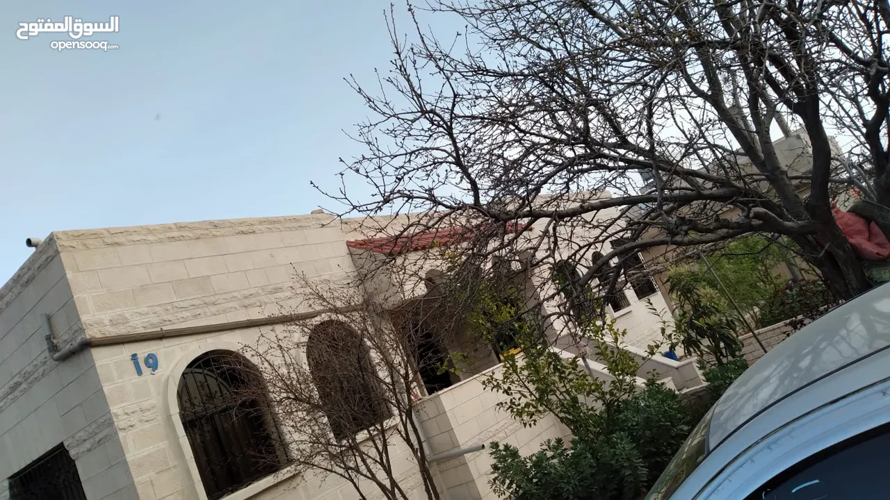 منزلين مستقلين للبيع على قطعة ارض في الرقيم