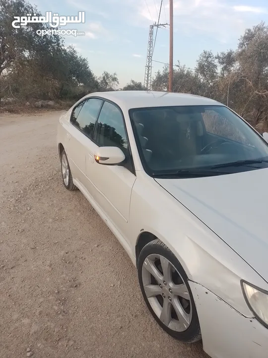 سوبارو B4 ليجاسي