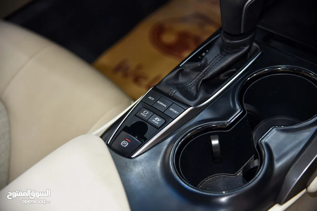 تويوتا كامري هايبرد Toyota Camry Hybrid GLE 2020
