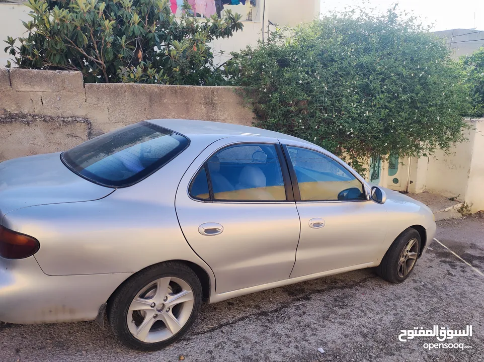 هونداي افانتي 1996 بالكرتونه للبيع