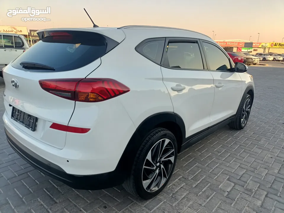 Hyundai Tucson 2019model GCC engine 2.0