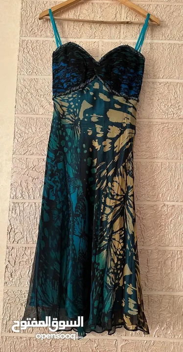 أجمل الفساتين و بدلات أعراس. و خطبة و أجمل المناسبات و بمودبلات روعة و ماركات اجنبية من لندن