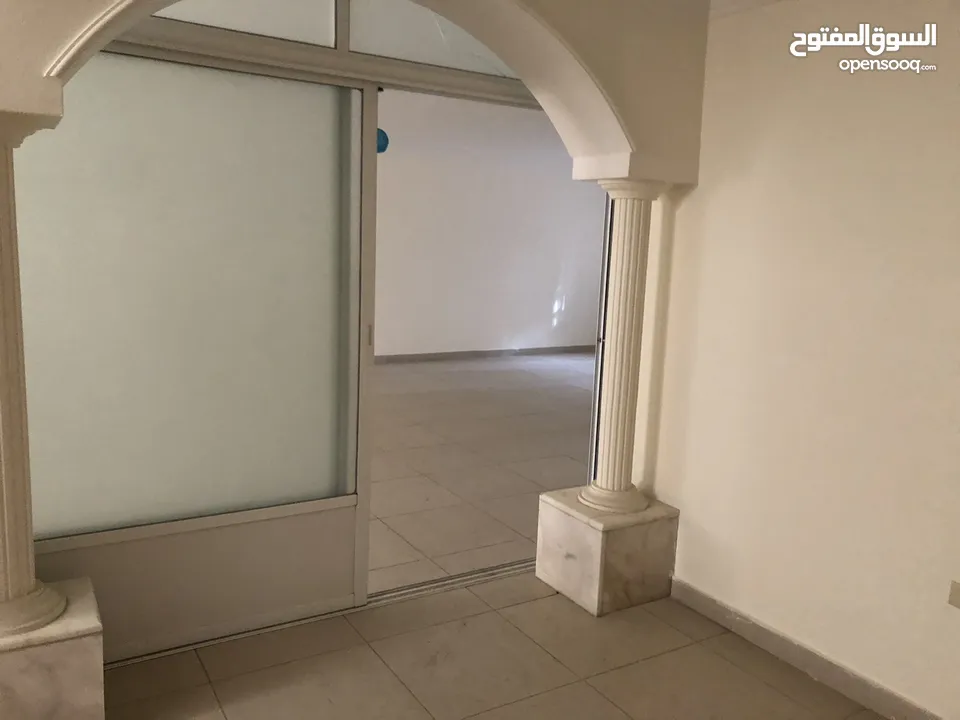 فيلا في عبدون للايجار  Villa For Rent At Abdoun