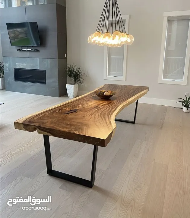 اثاث فاخر بالخشب الطبيعي