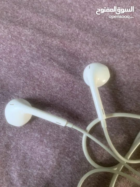 سماعه آيفون الاصليه